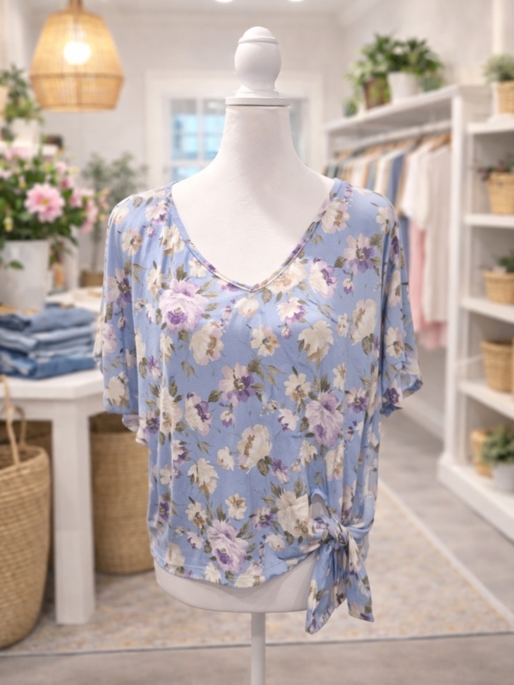 White Birch Blue Floral Oversized Tie Front Top Stretchy Short Sleeve Small